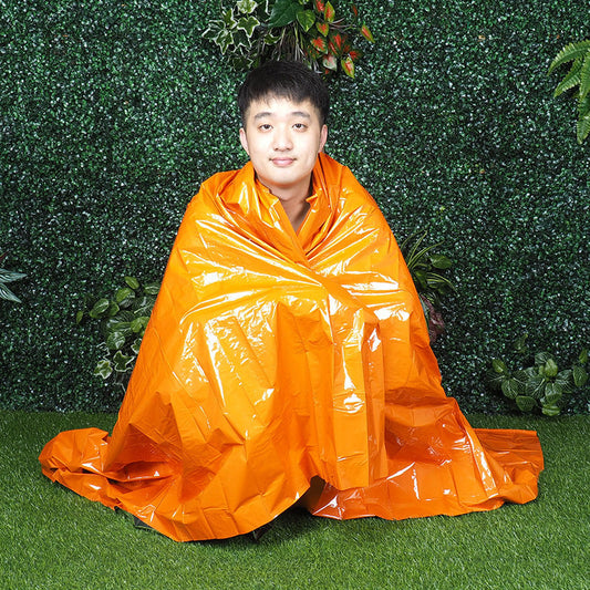 SOS emergency sleeping bag, blanket and tent